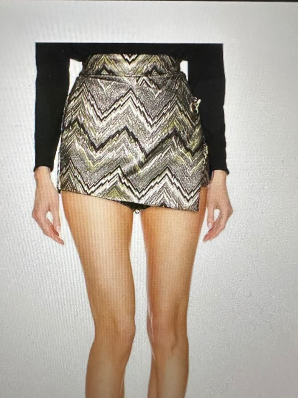 Trina Turk Metallic Mini skirt.